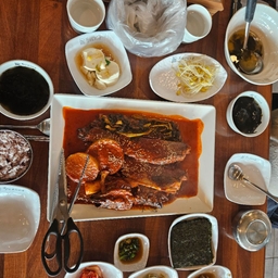 피드에 업로드 된 이미지