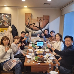 피드에 업로드 된 이미지