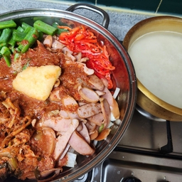 피드에 업로드 된 이미지