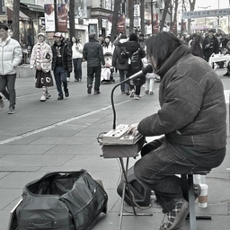 피드에 업로드 된 이미지