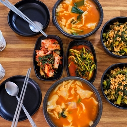 피드에 업로드 된 이미지