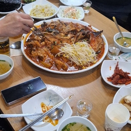 피드에 업로드 된 이미지