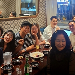 피드에 업로드 된 이미지