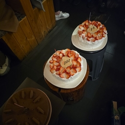 피드에 업로드 된 이미지