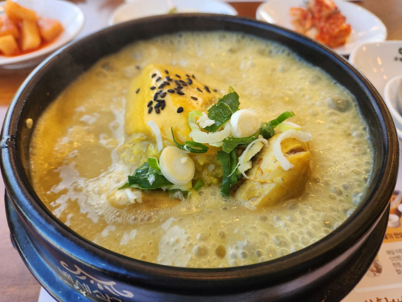 피드에 업로드 된 이미지