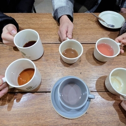 피드에 업로드 된 이미지