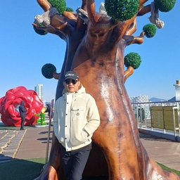 피드에 업로드 된 이미지