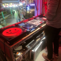 피드에 업로드 된 이미지