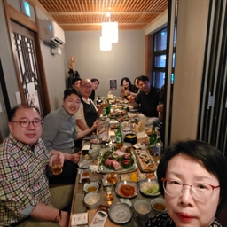 피드에 업로드 된 이미지