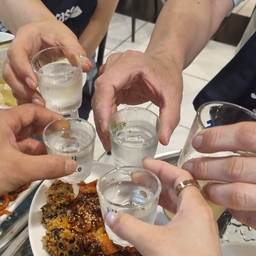 피드에 업로드 된 이미지