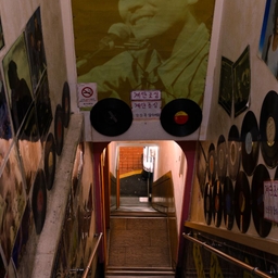 피드에 업로드 된 이미지