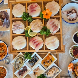 피드에 업로드 된 이미지