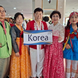 피드에 업로드 된 이미지