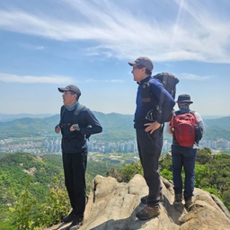 피드에 업로드 된 이미지