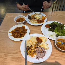 피드에 업로드 된 이미지