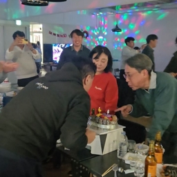 피드에 업로드 된 이미지