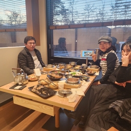 피드에 업로드 된 이미지