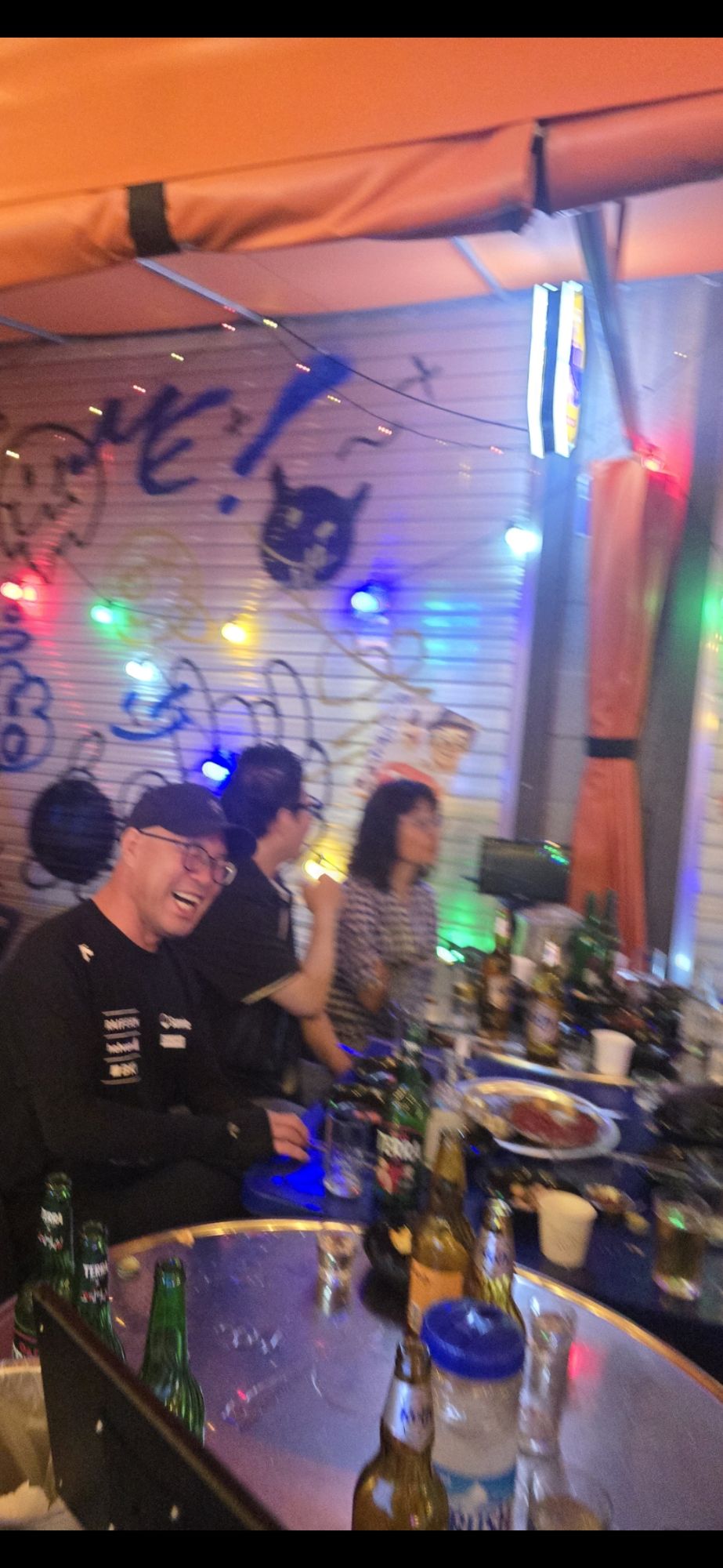 피드에 업로드 된 이미지