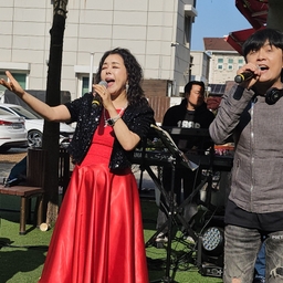 피드에 업로드 된 이미지