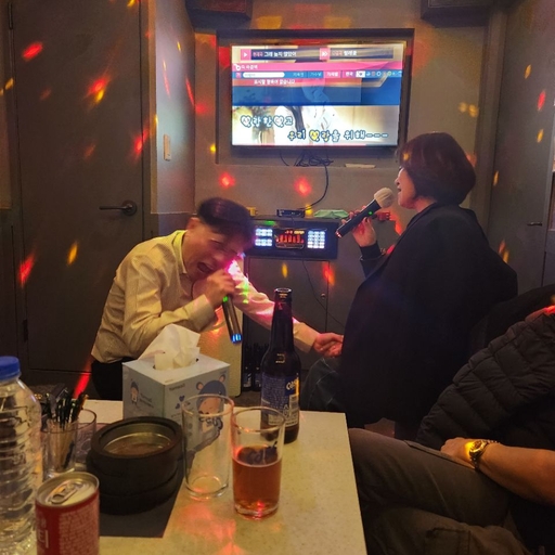 ํผ๋ ์ด๋ฏธ์ง