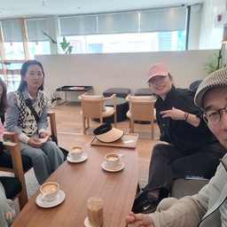 피드에 업로드 된 이미지