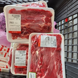 피드에 업로드 된 이미지