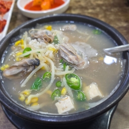 피드에 업로드 된 이미지