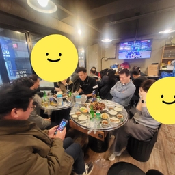 피드에 업로드 된 이미지