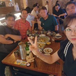 피드에 업로드 된 이미지