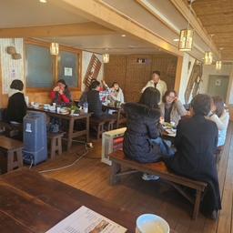 피드에 업로드 된 이미지