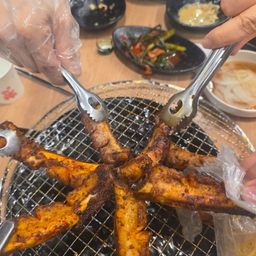 피드에 업로드 된 이미지