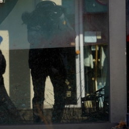 피드에 업로드 된 이미지