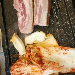 피드에 업로드 된 이미지