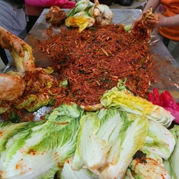 피드에 업로드 된 이미지