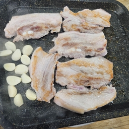 피드에 업로드 된 이미지