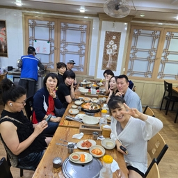 피드에 업로드 된 이미지