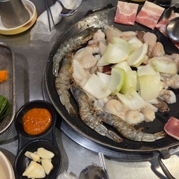 피드에 업로드 된 이미지