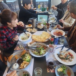 피드에 업로드 된 이미지