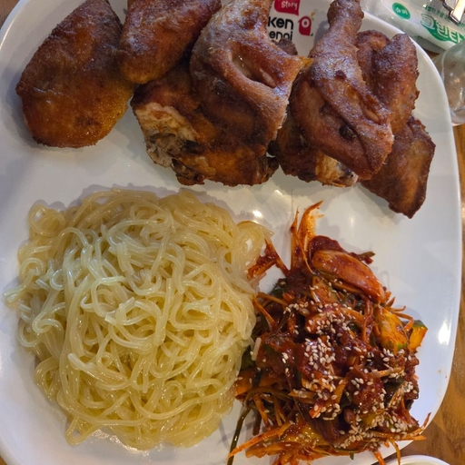 피드 이미지