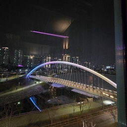 피드에 업로드 된 이미지