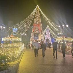 피드에 업로드 된 이미지