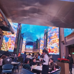 피드에 업로드 된 이미지