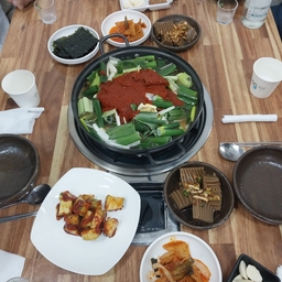피드에 업로드 된 이미지
