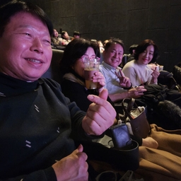 피드에 업로드 된 이미지