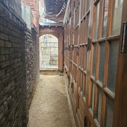 피드에 업로드 된 이미지