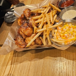 피드에 업로드 된 이미지