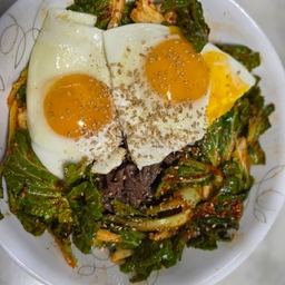 피드에 업로드 된 이미지