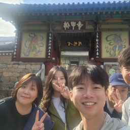 피드에 업로드 된 이미지