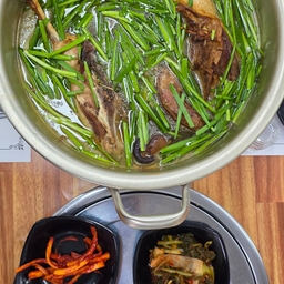 피드에 업로드 된 이미지