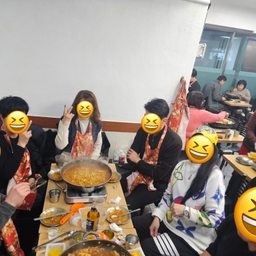 피드에 업로드 된 이미지